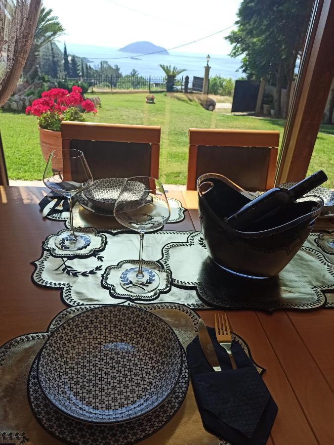 Enjoy The View Villa Nea Iraklitsa ภายนอก รูปภาพ
